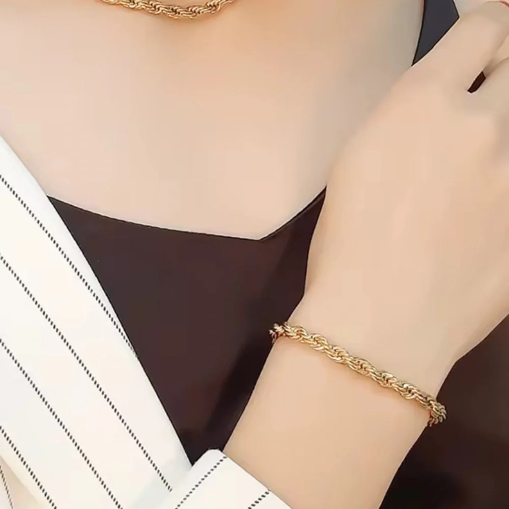 Twisted Gold Chain Bracelet